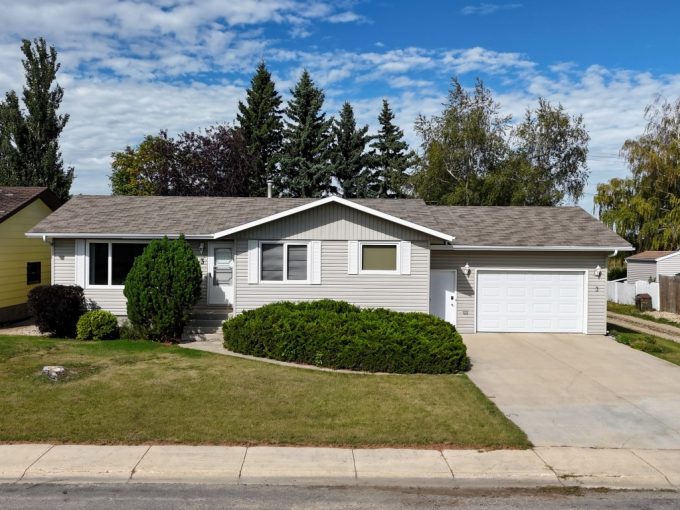 3 Swain Crescent, Humboldt For Sale