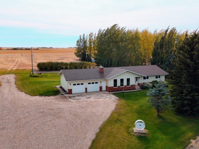 Image of SK050932 315 - 2nd Street South, Lake Lenore, SK FOR SALE